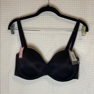 Maidenform Black Pick me Up Bra with Adjustable/Straps 40 C Brand New with Tags!